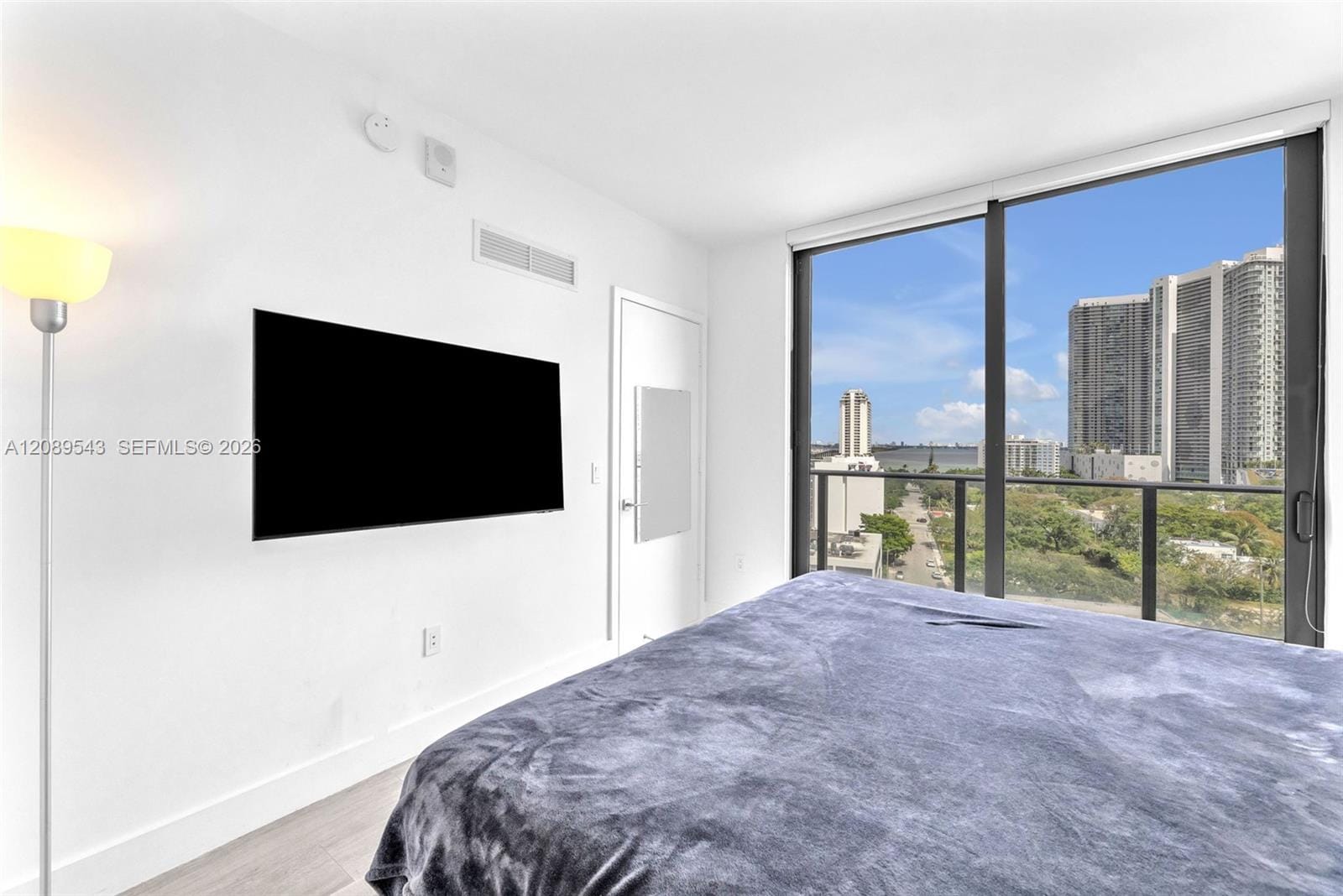 121 NE 34th Street 905, Miami, FL 33137 photo 5