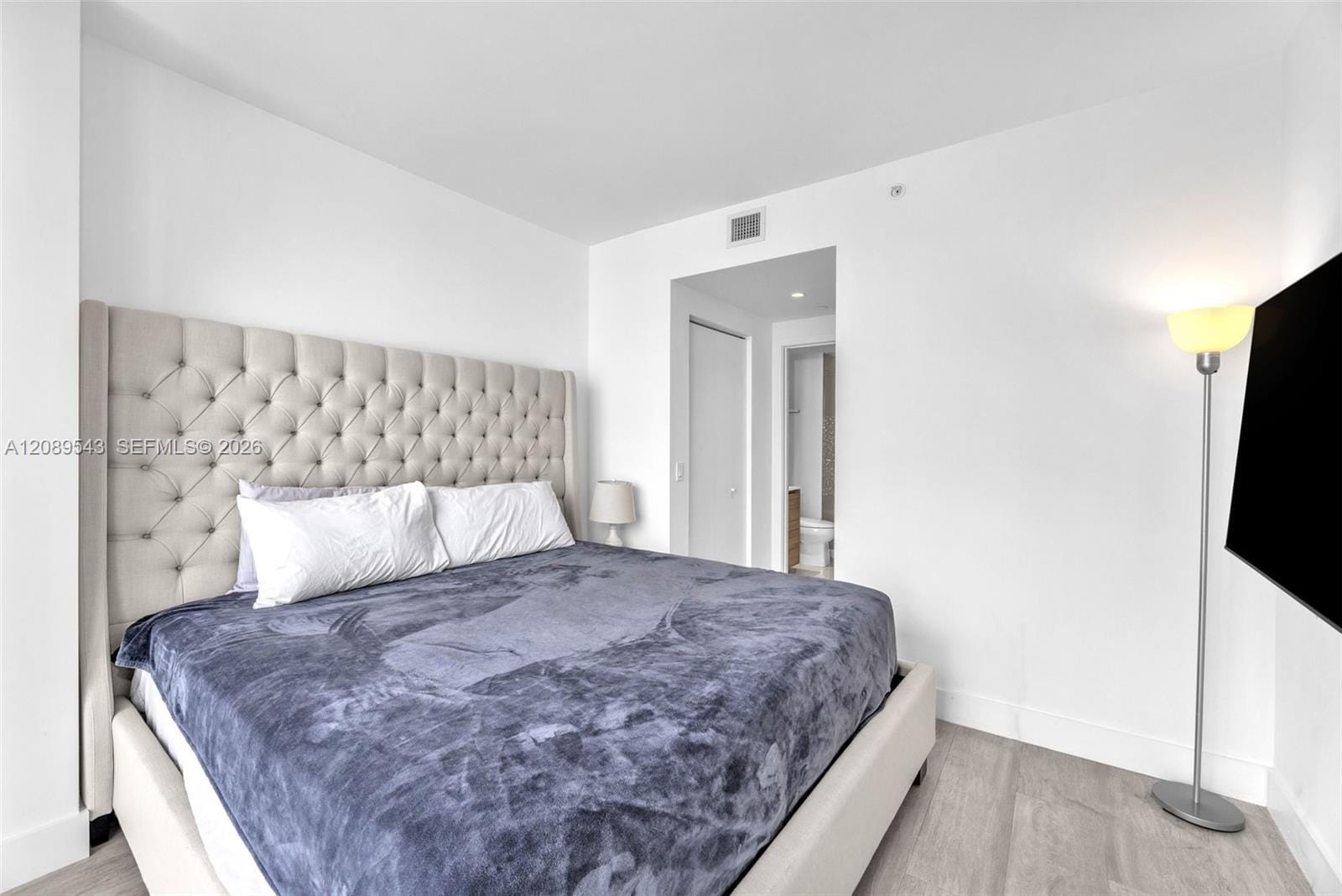 121 NE 34th Street 905, Miami, FL 33137 photo 6