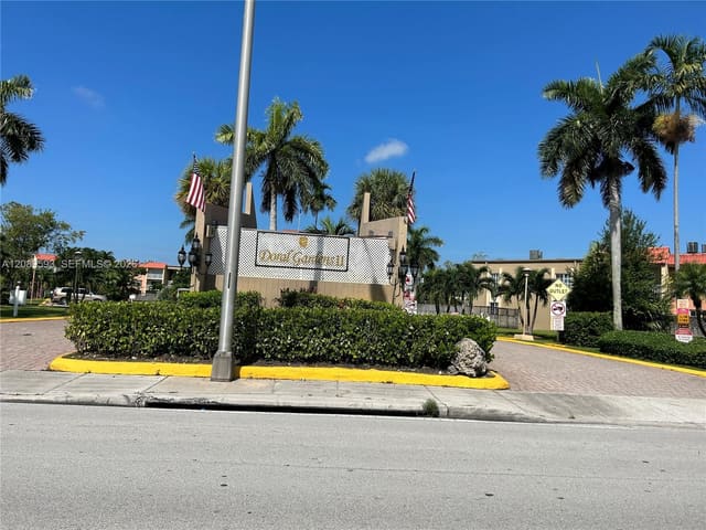 5201 Geneva Way 207, Doral, FL 33166