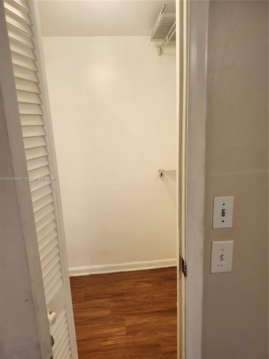 1638 SE Embassy Drive 209, West Palm Beach, FL 33401 photo 6
