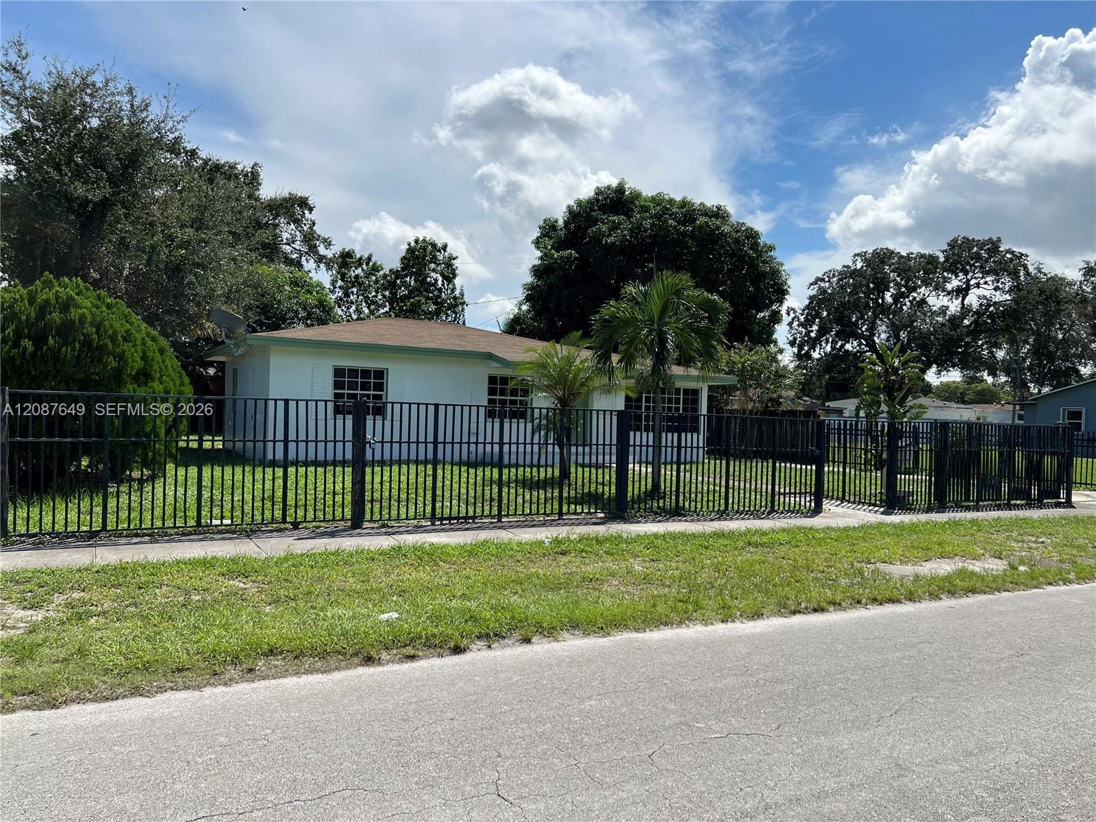 1740 NW 90th Street, Miami, FL 33147 photo 11