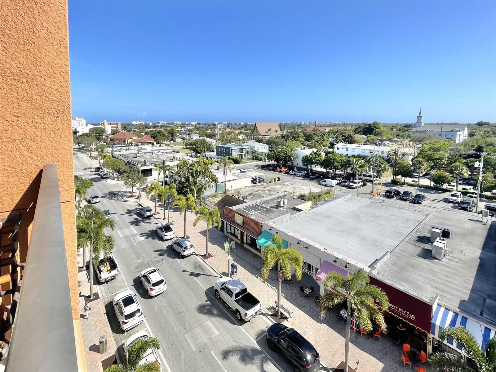 511 LUCERNE Avenue 616 — photo 3