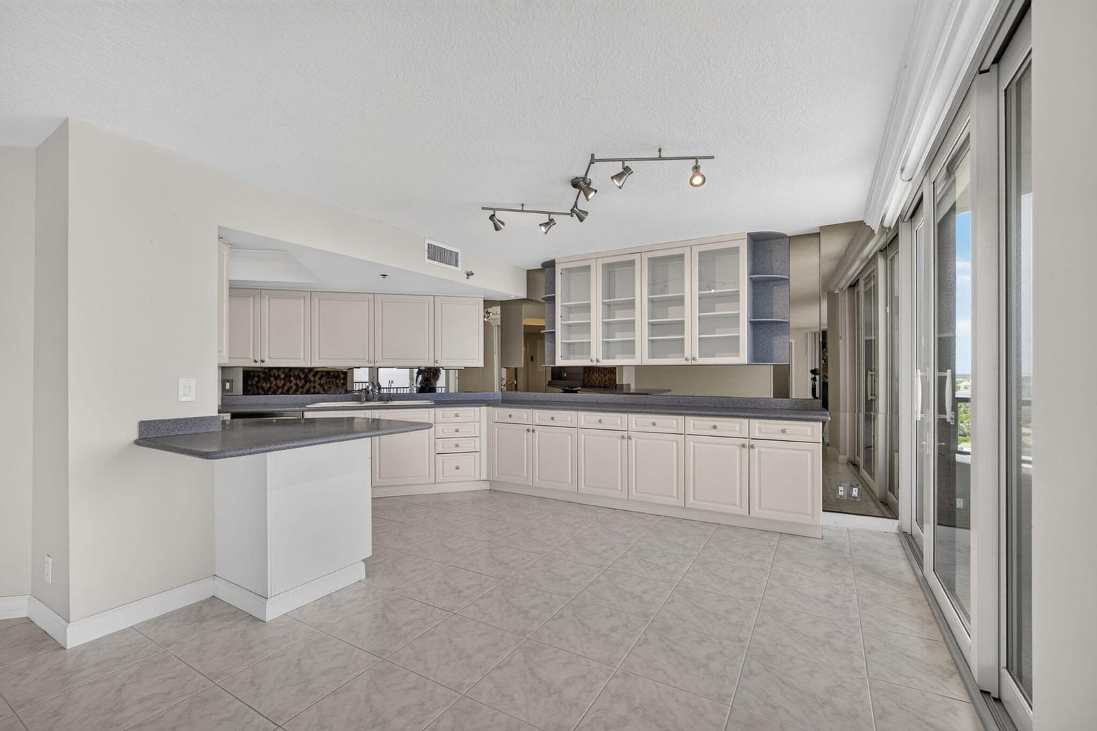 600 Ocean Drive 9A, Juno Beach, FL 33408 photo 13