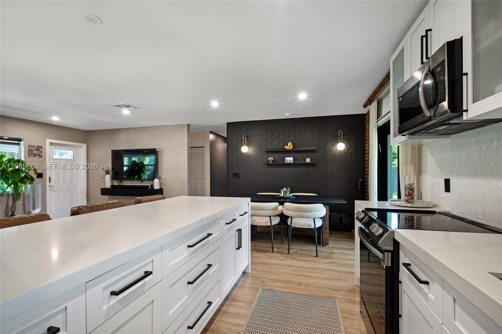 508 NE 28th Drive — photo 11