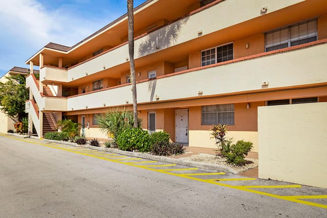 4502 N Federal Highway 125c, Lighthouse Point, FL 33064