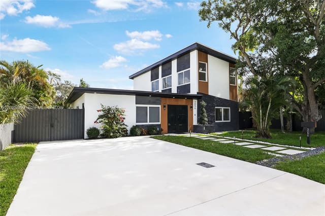 3056 NE 14th Avenue 0, Oakland Park, FL 33334