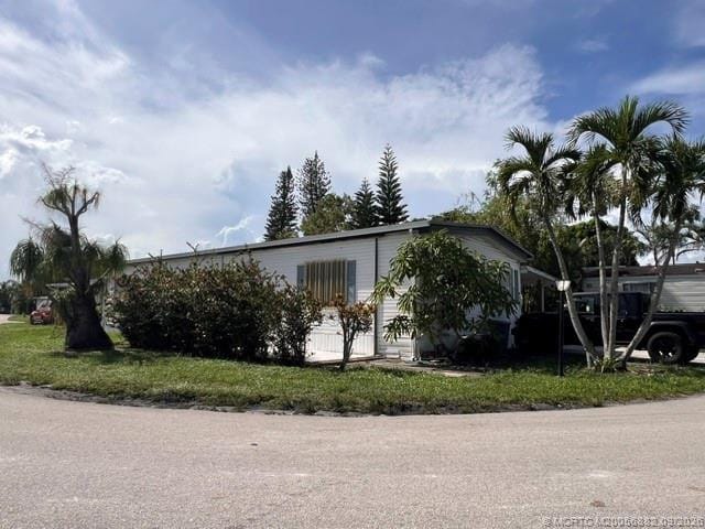 4707 Nancy Drive — photo 2