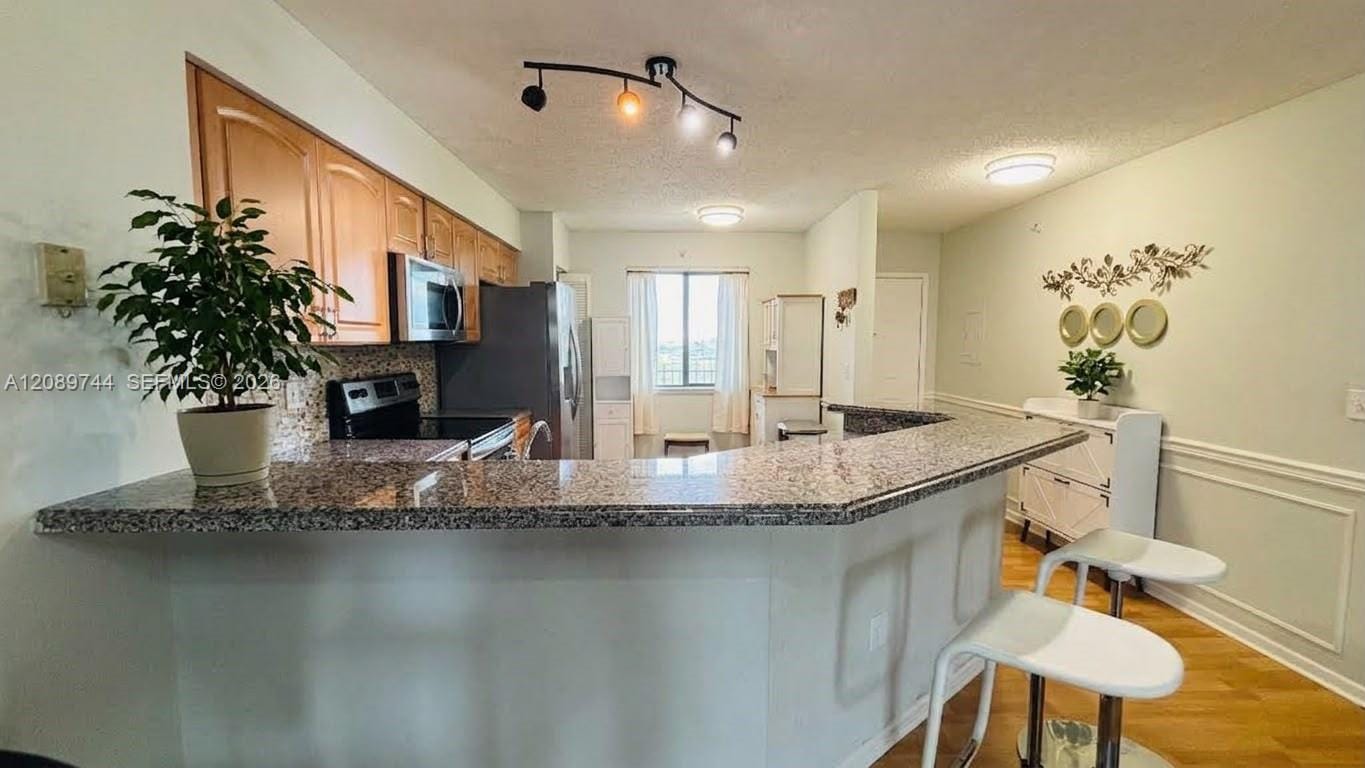 2334 Cypress Bend Drive 803, Pompano Beach, FL 33069 photo 8