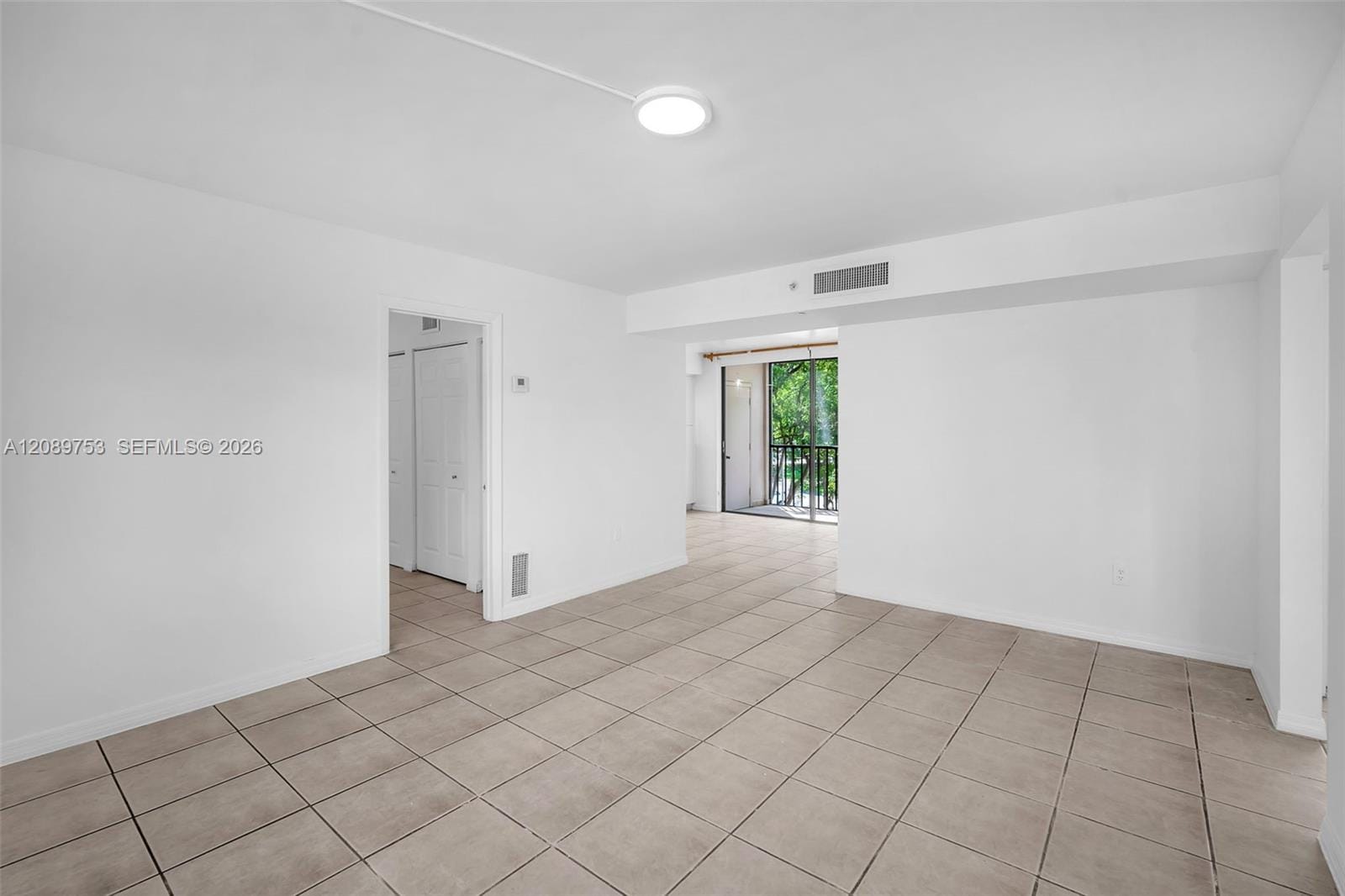 8700 SW 133rd Ave Road 312, Miami, FL 33183 photo 2