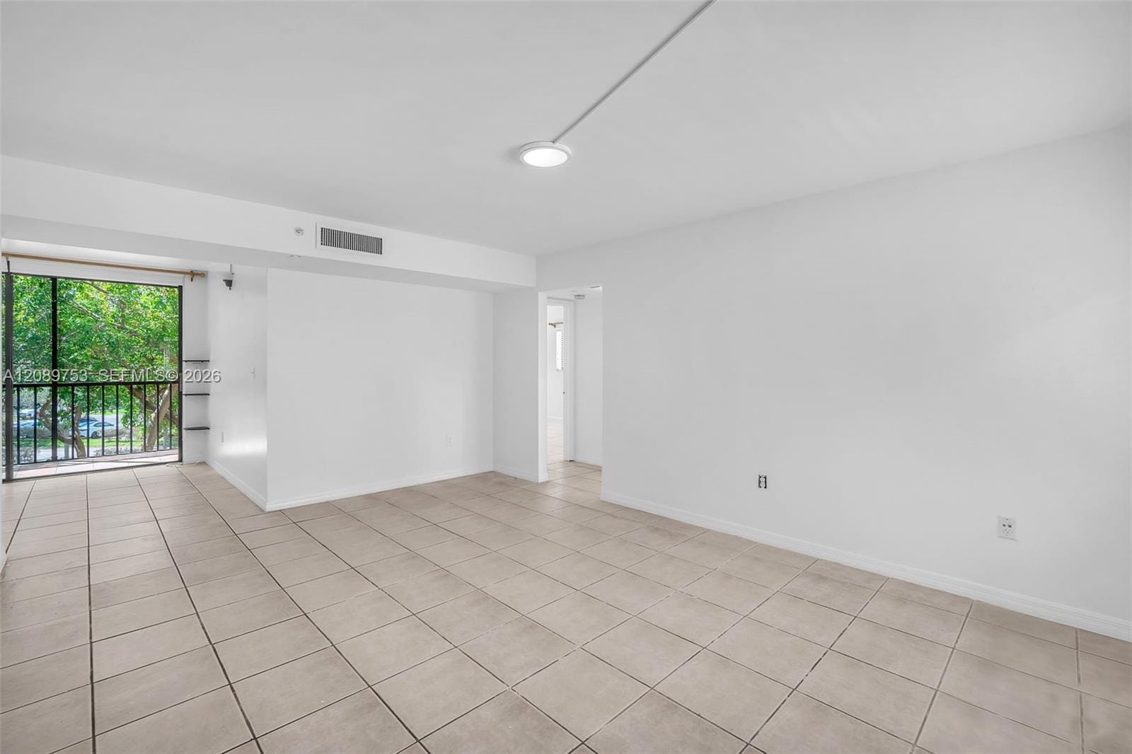 8700 SW 133rd Ave Road 312, Miami, FL 33183 photo 3
