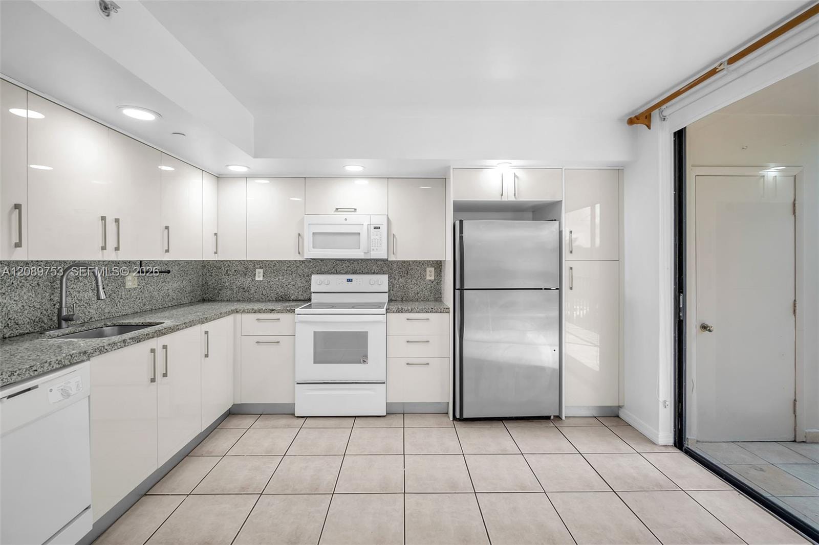 8700 SW 133rd Ave Road 312, Miami, FL 33183 photo 8