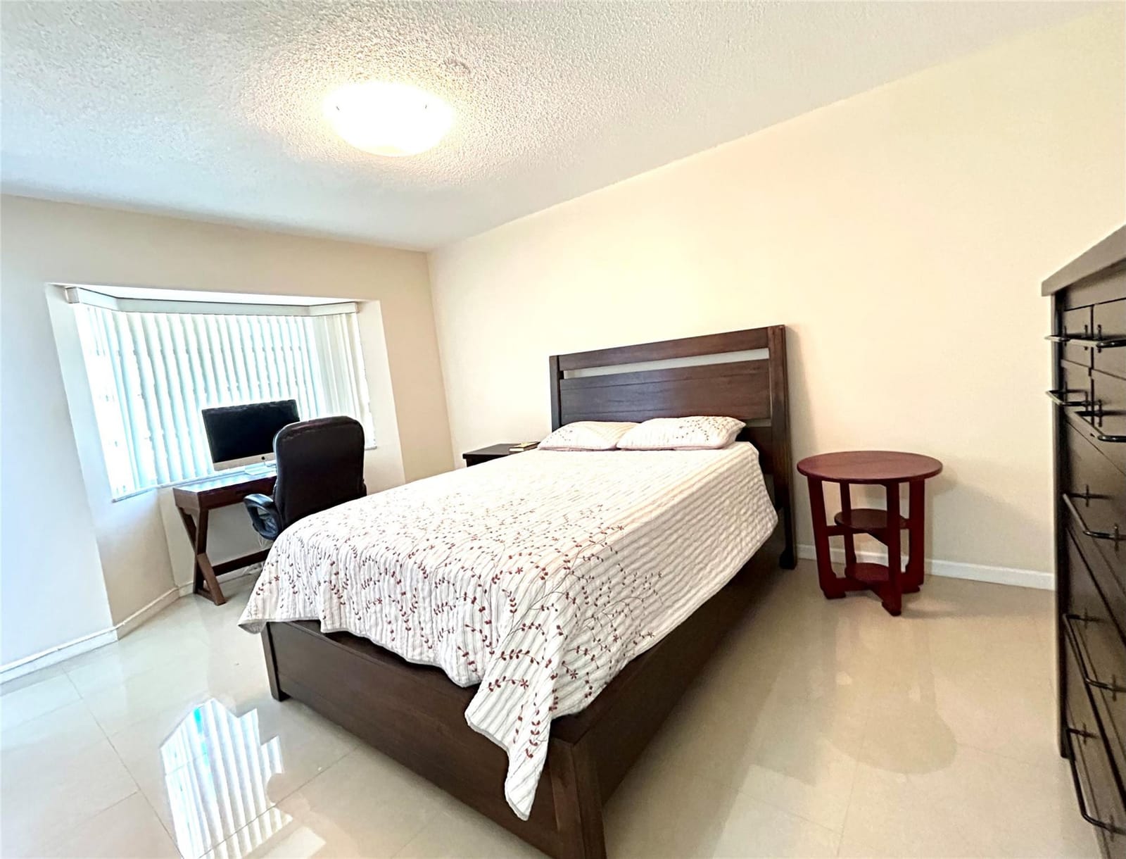 424 N RIVERSIDE Drive 206 — photo 5