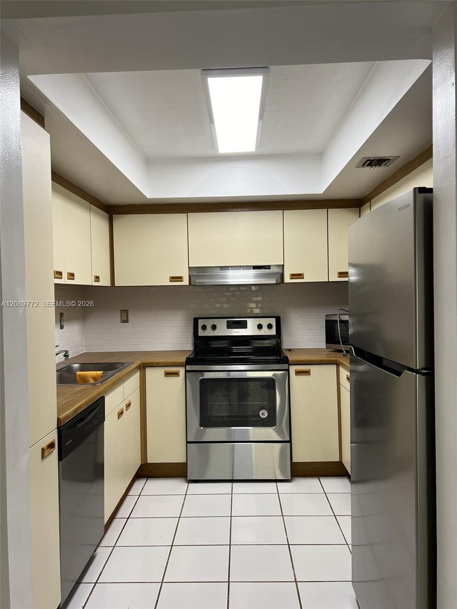 8820 SW 123rd Court L102, Miami, FL 33186 photo 28