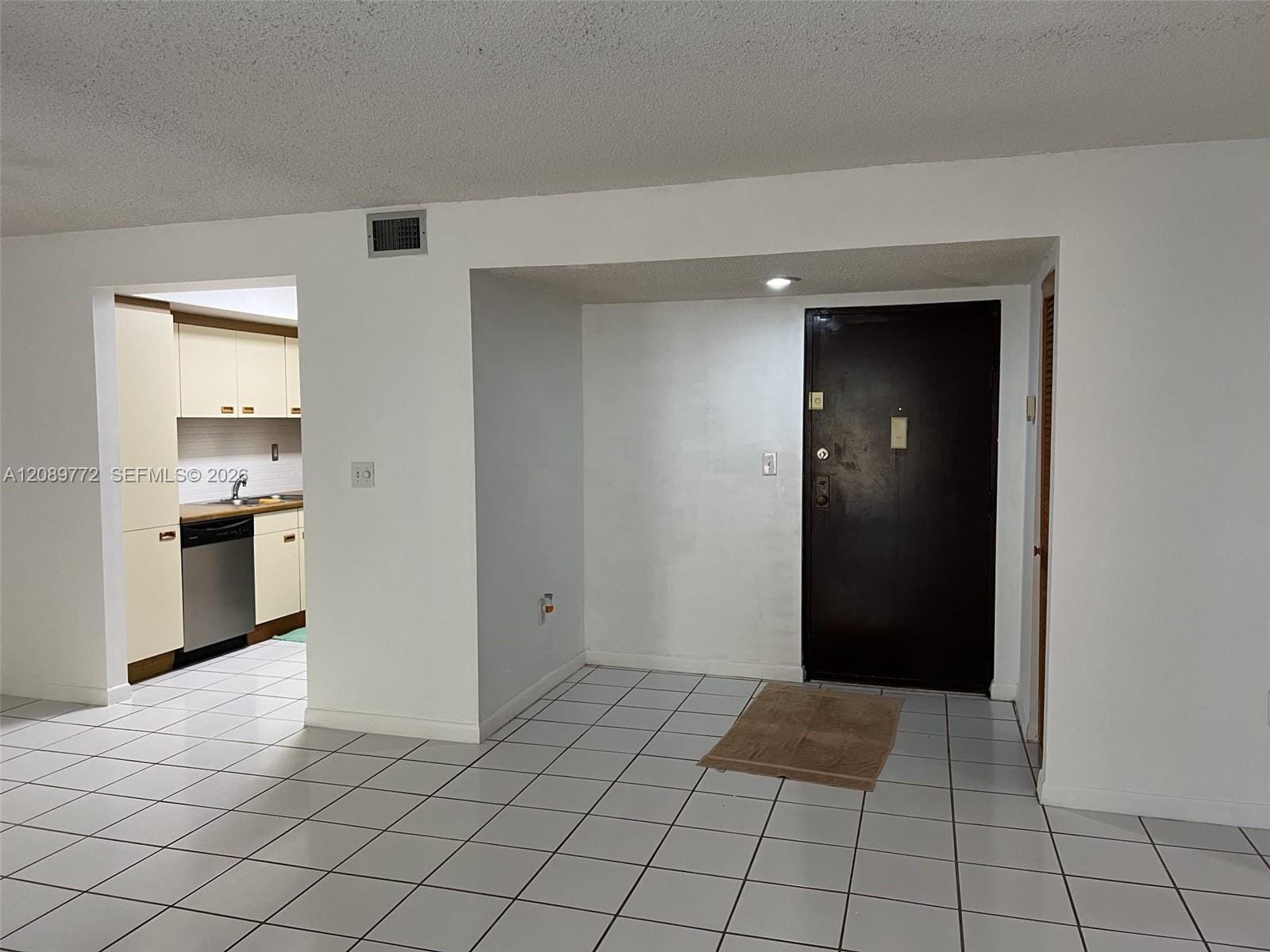 8820 SW 123rd Court L102, Miami, FL 33186 photo 5