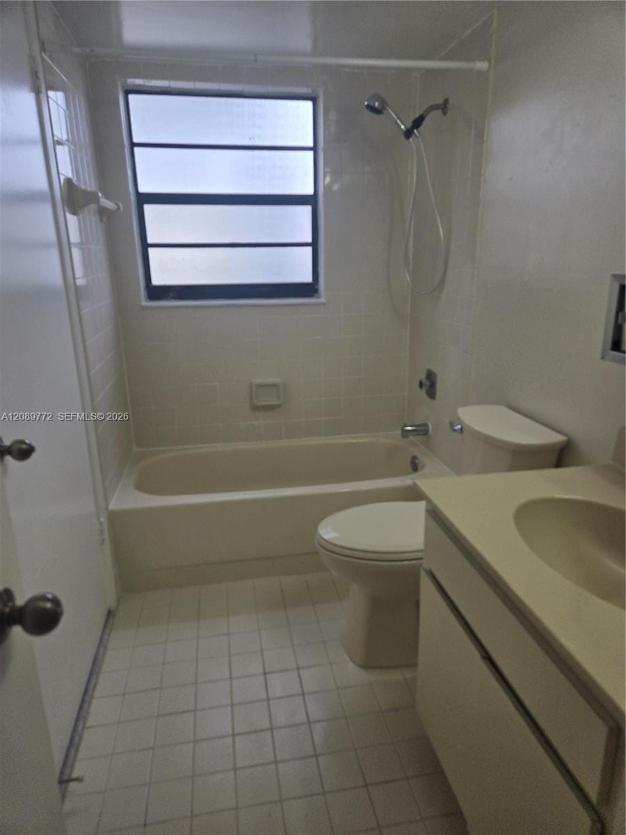 8820 SW 123rd Court L102, Miami, FL 33186 photo 10