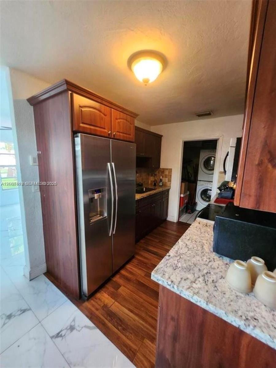 1420 N 70th Avenue — photo 3