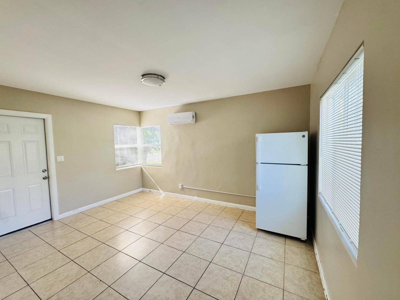 602 TEXAS Court A, Fort Pierce, FL 34950 photo 4