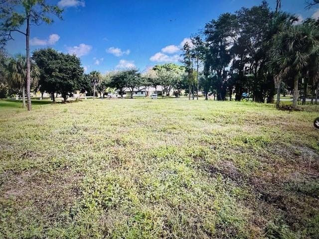 7235 NW 63RD Way — photo 1