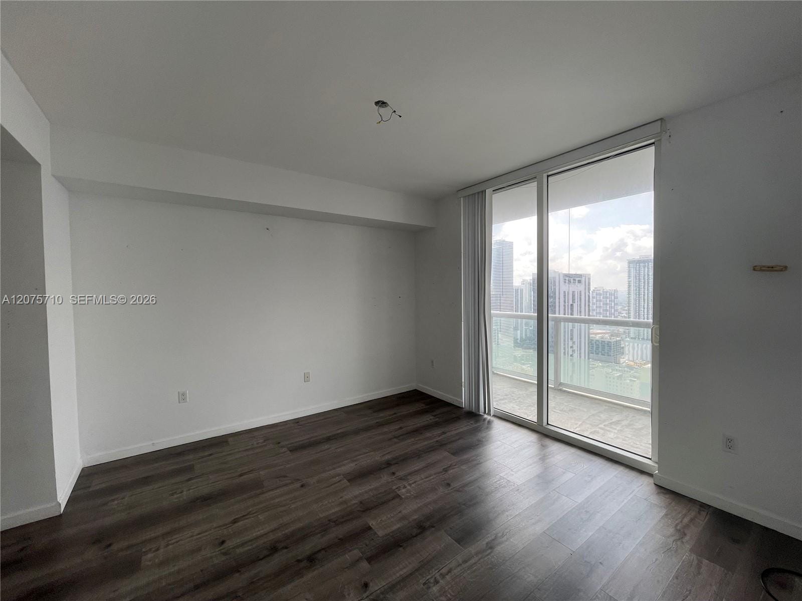 50 Biscayne Boulevard 4105, Miami, FL 33132 photo 11