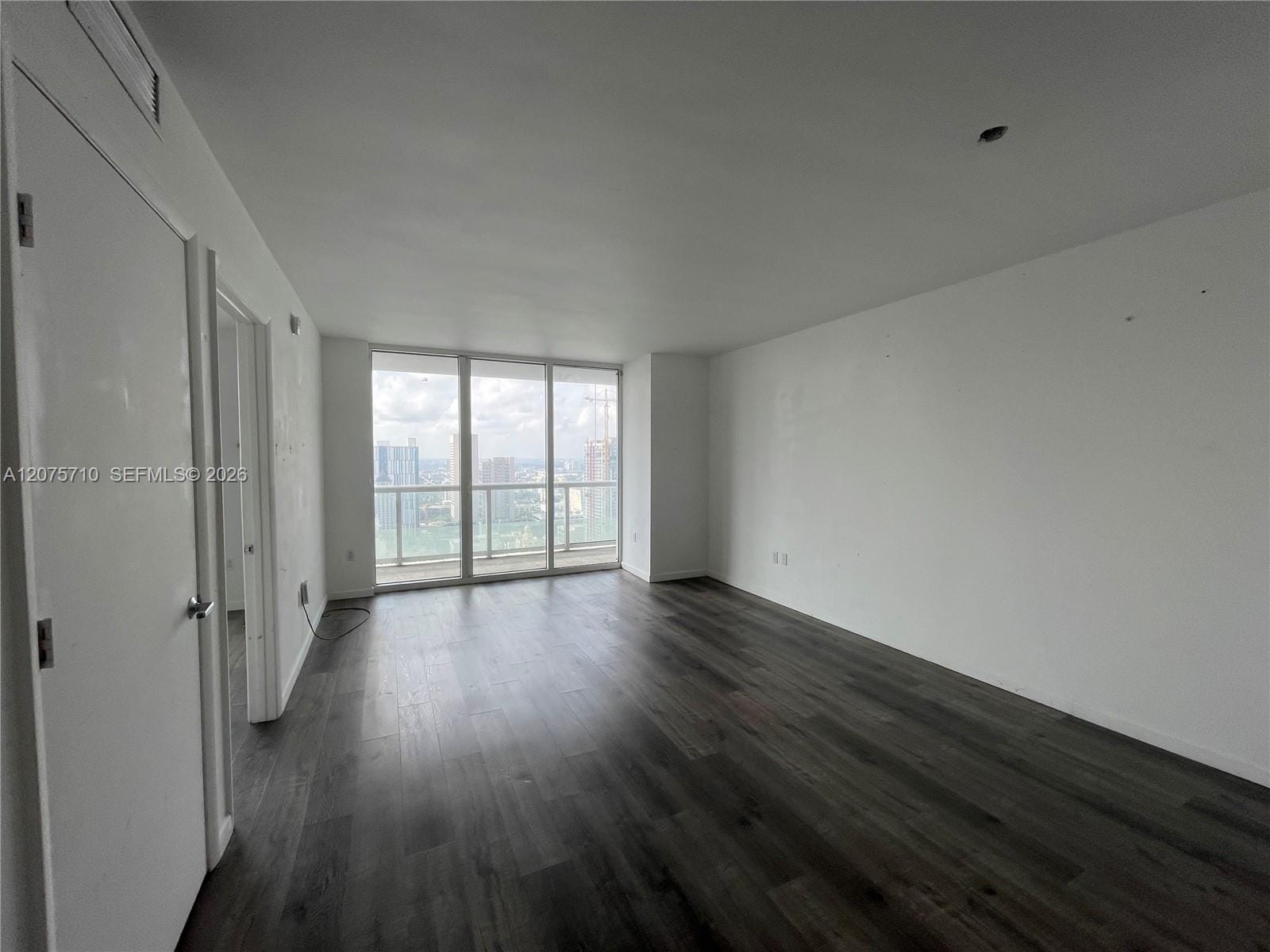 50 Biscayne Boulevard 4105, Miami, FL 33132 photo 10