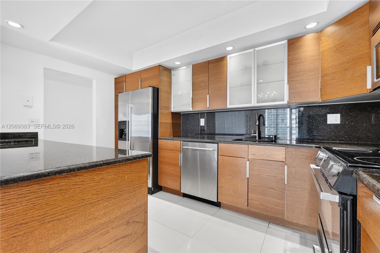 19380 Collins Avenue 1103 — photo 3