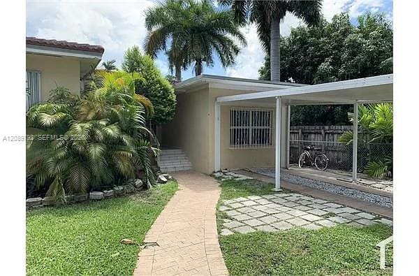 800 SW 25th Road, Miami, FL 33129