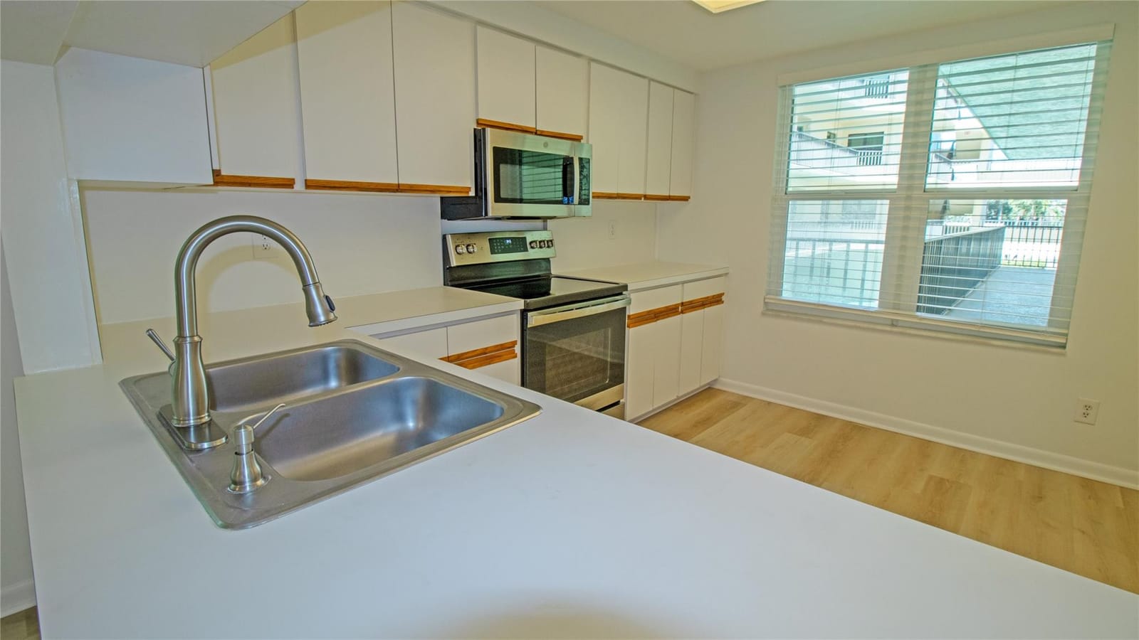 221 NE PLANTATION Road 213, Hutchinson Island, FL 34996 photo 10