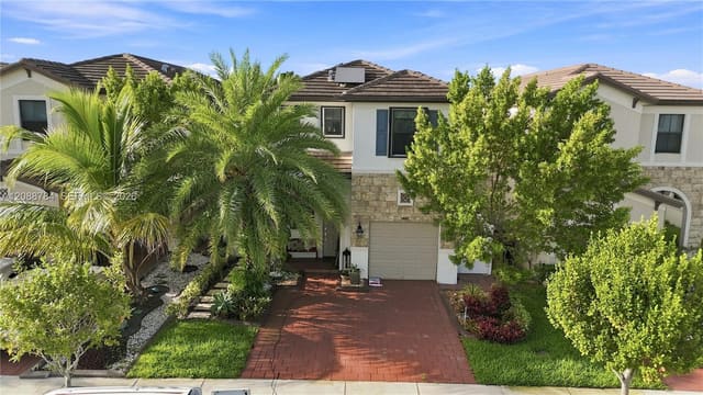 3440 W 110th Street, Aquabella North, Hialeah, FL