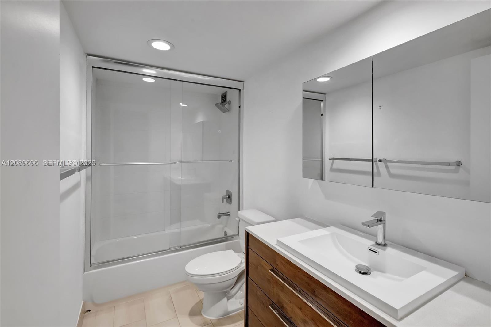 90 Edgewater Drive 327, Coral Gables, FL 33133 photo 20
