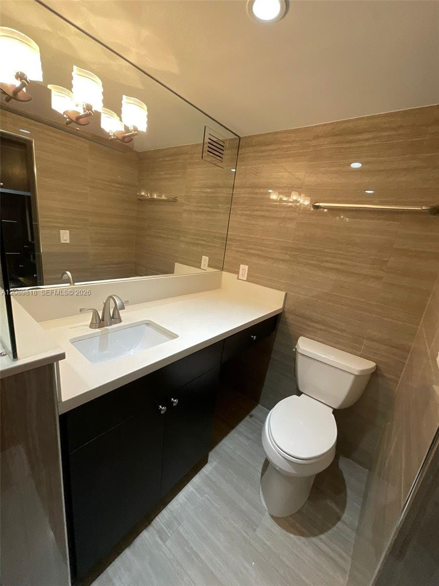 800 West Avenue 242, Miami Beach, FL 33139 photo 16