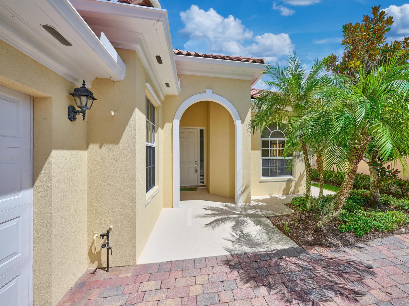 8701 Oldham Way — photo 3