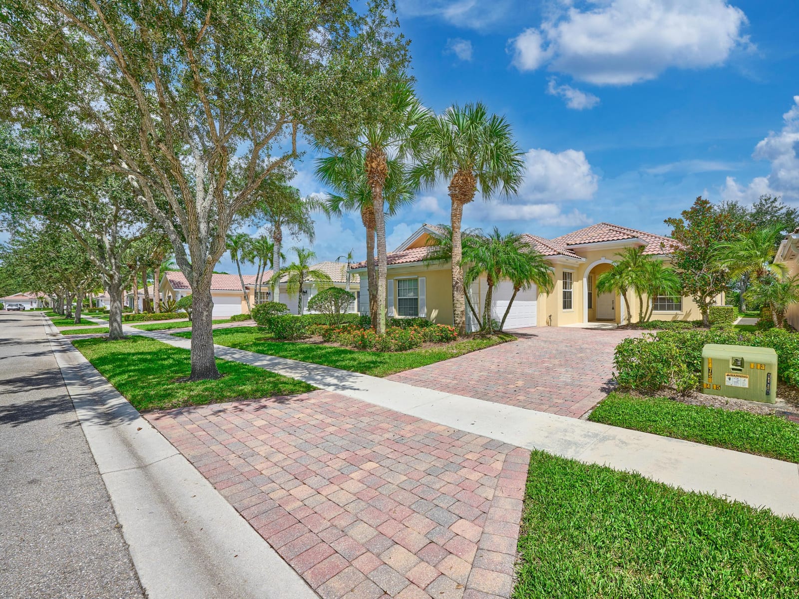 8701 Oldham Way — photo 4