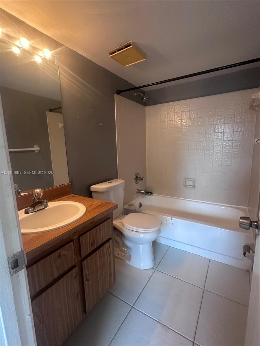 821 Twin Lakes Drive 31-H, Coral Springs, FL 33071 photo 15