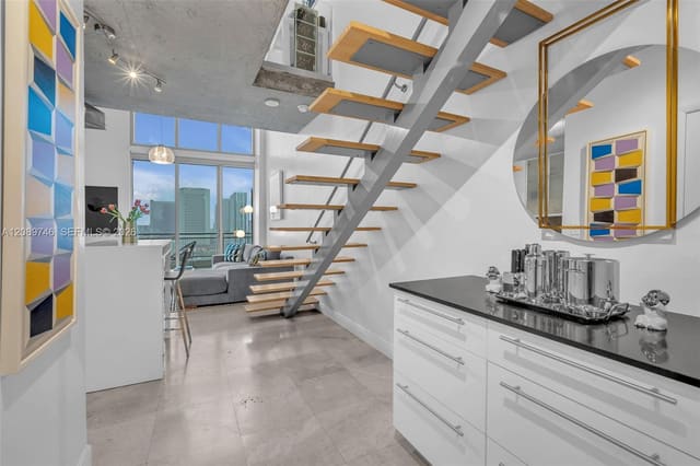 690 SW 1st Court 2319, Miami, FL 33130