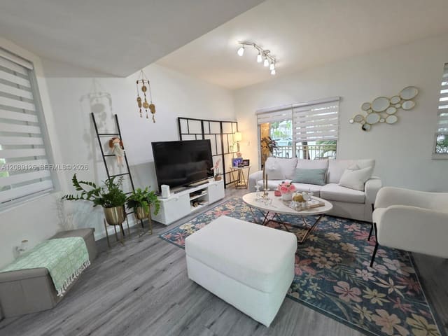 11403 NW 89th Street 111, Doral, FL 33178