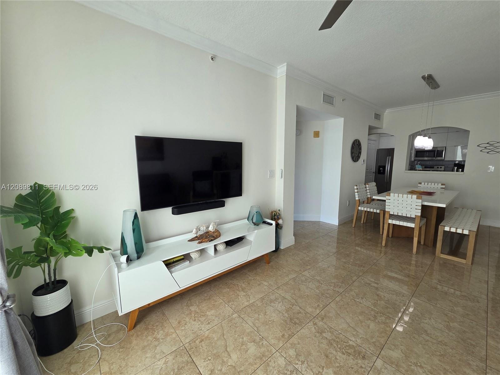 9172 Collins Avenue 403 — photo 7