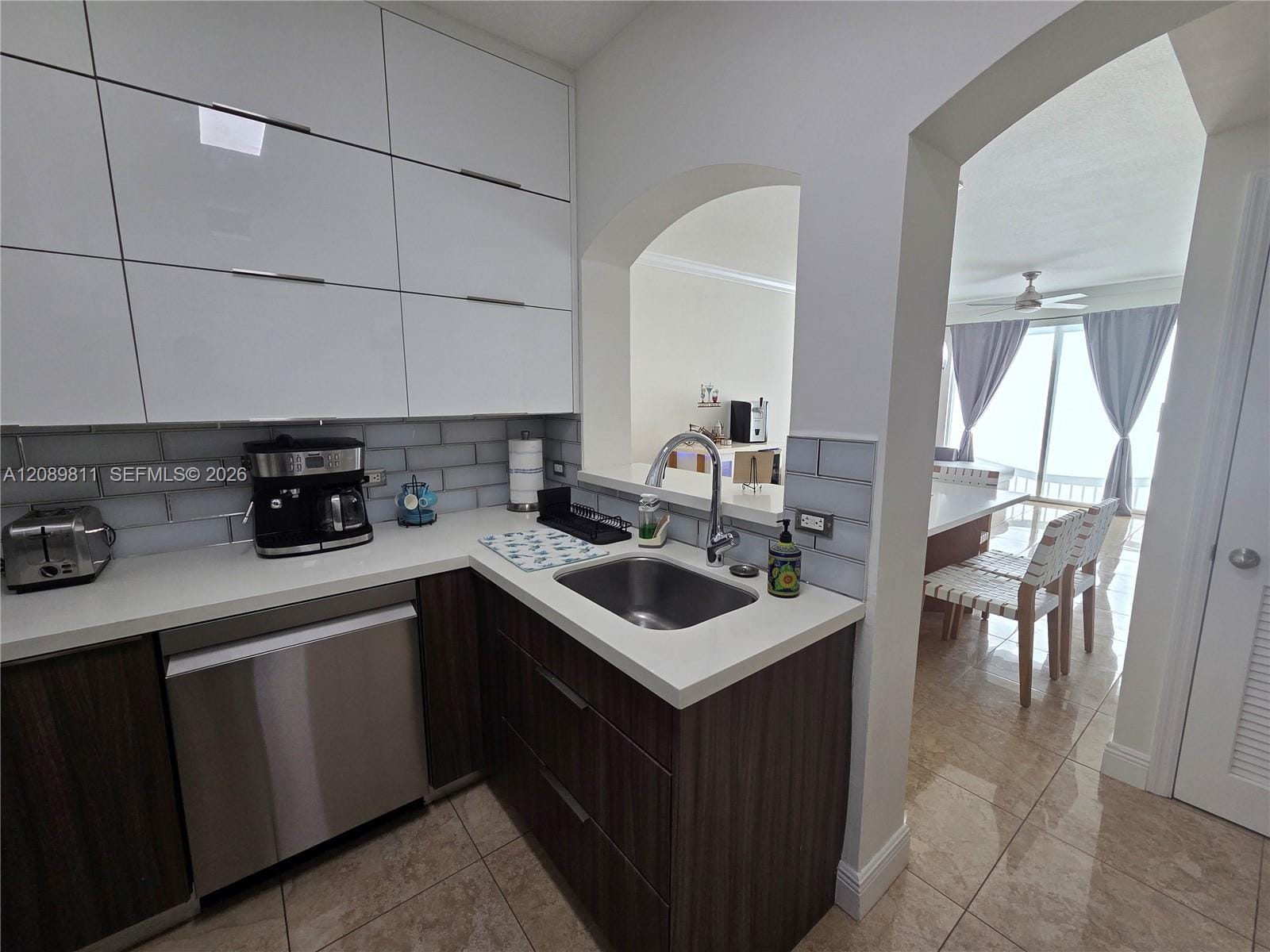 9172 Collins Avenue 403 — photo 8