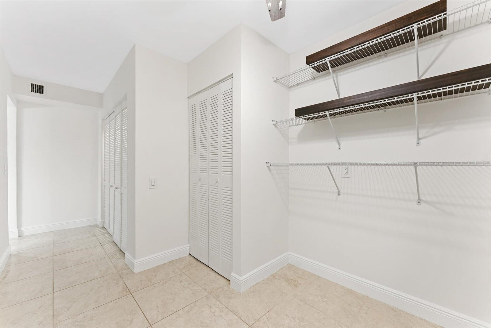 6205 BALBOA Circle 102, Boca Raton, FL 33433 photo 22