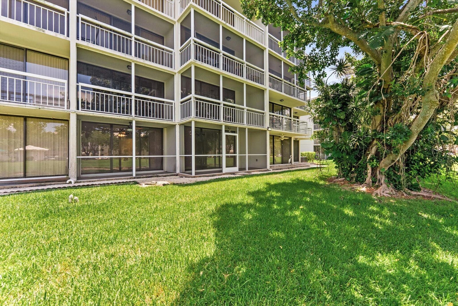 6205 BALBOA Circle 102, Boca Raton, FL 33433 photo 27