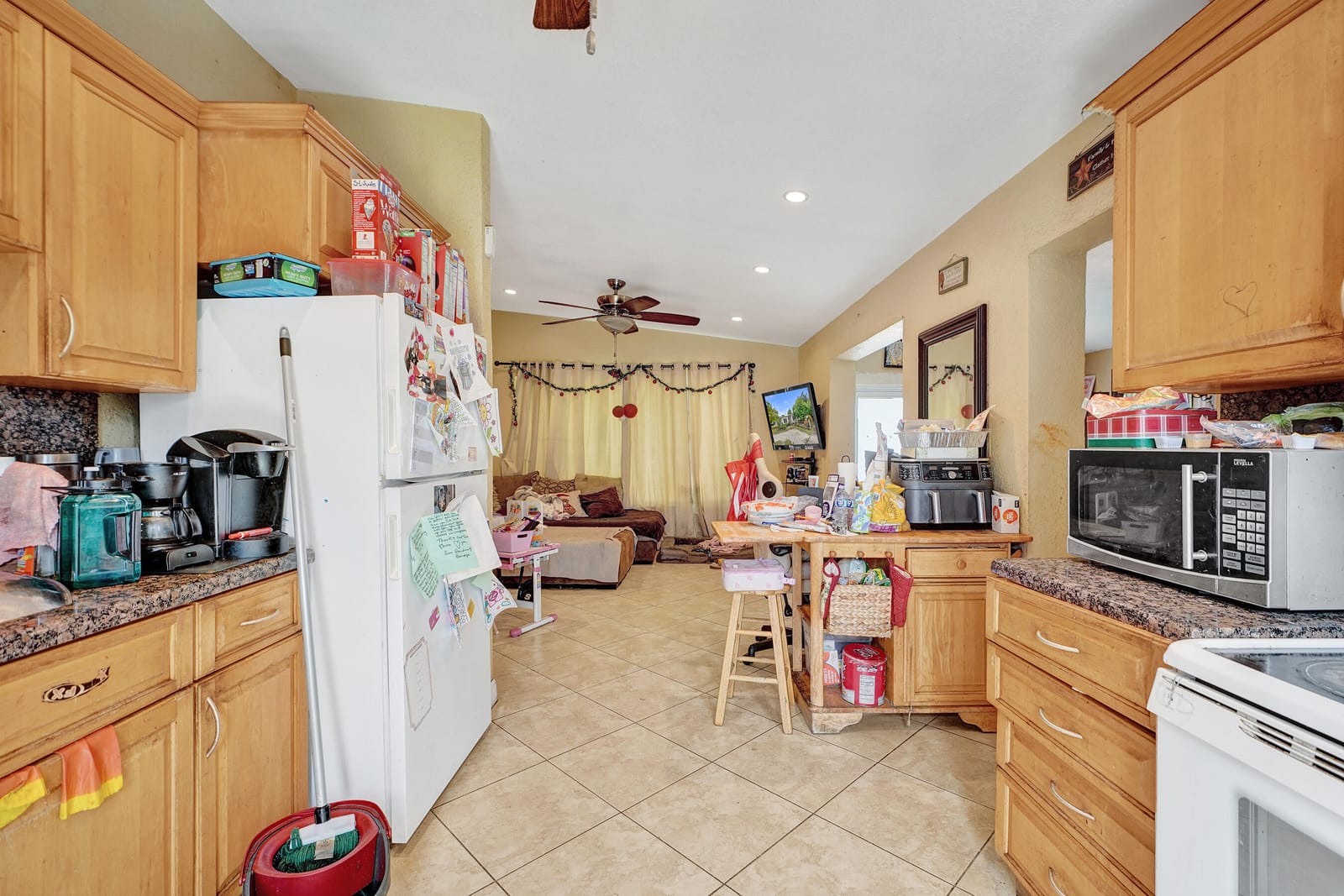3630 SW 40th Street — photo 6