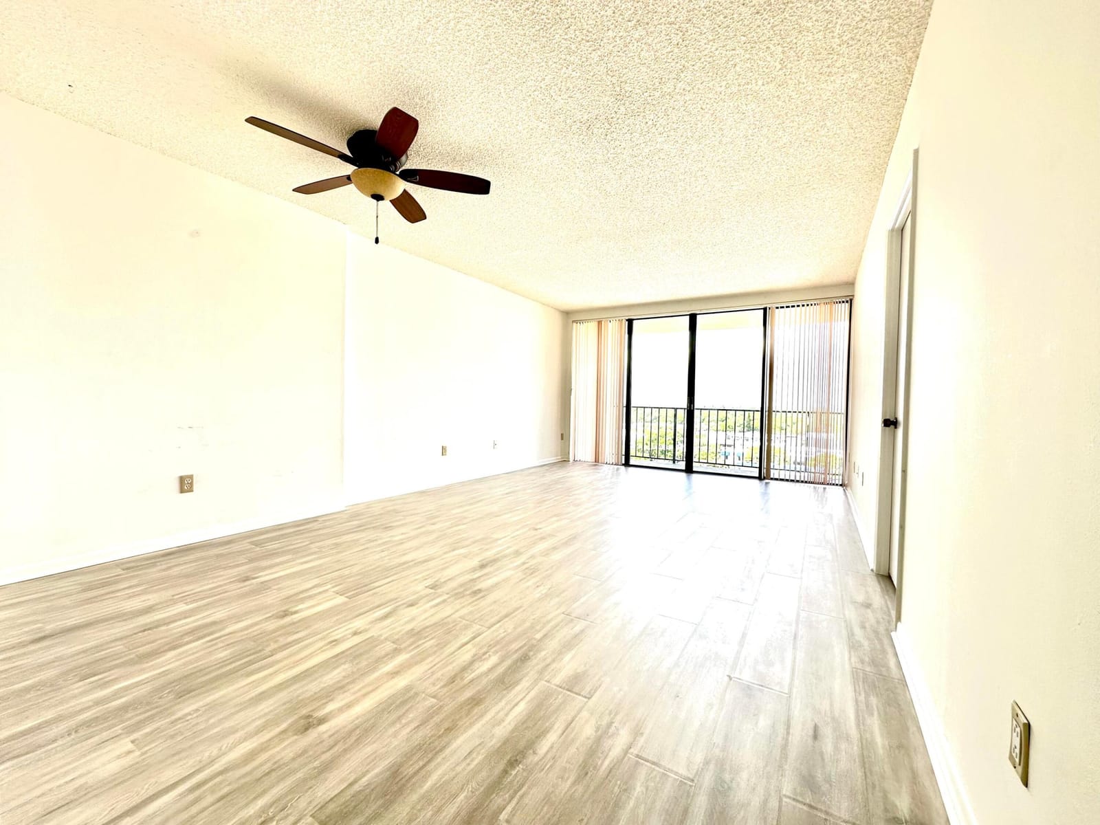 1470 NE 123RD Street A1010, North Miami, FL 33161 photo 3