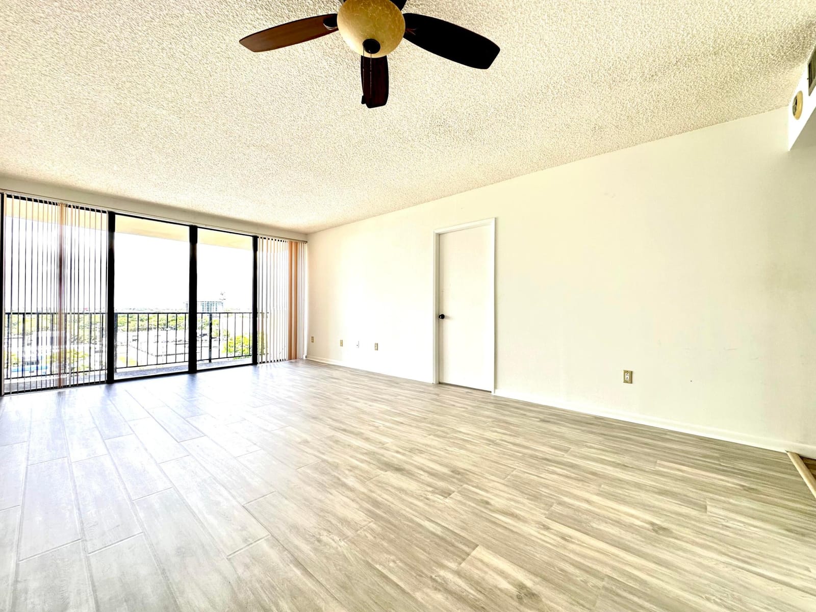 1470 NE 123RD Street A1010, North Miami, FL 33161 photo 7