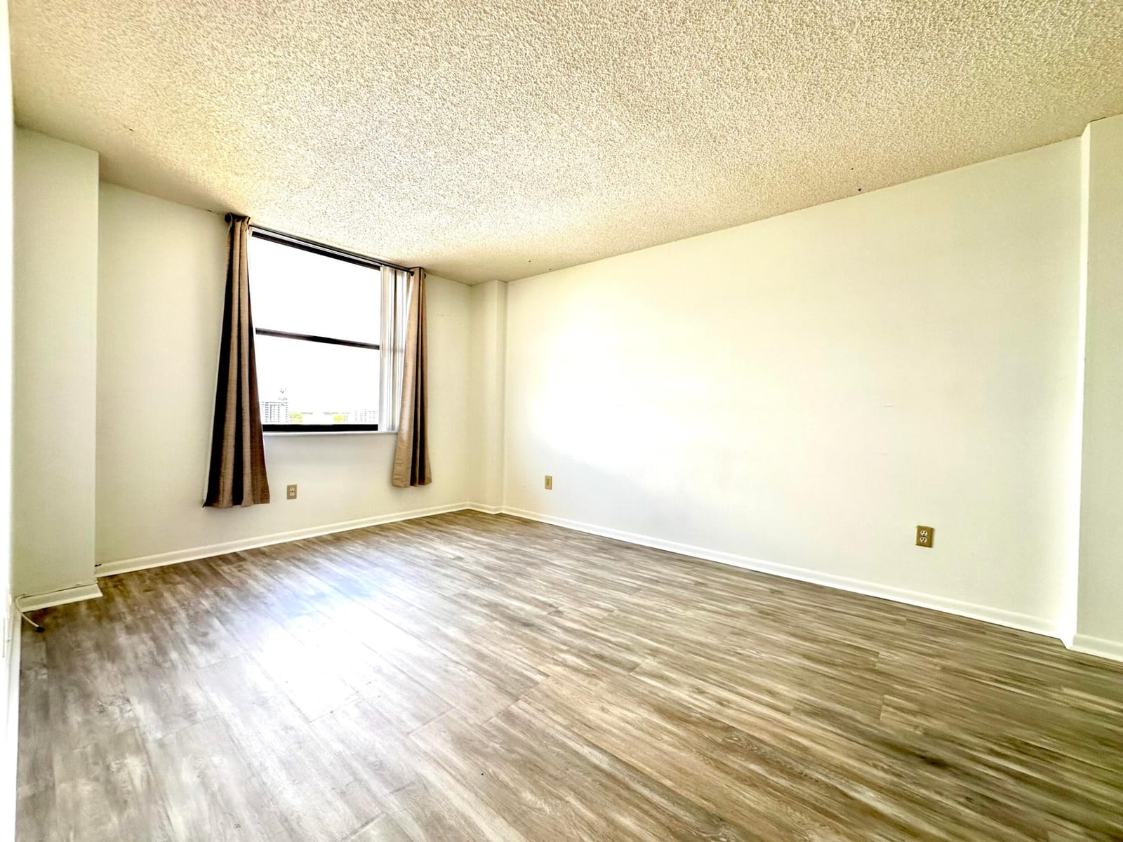 1470 NE 123RD Street A1010, North Miami, FL 33161 photo 10