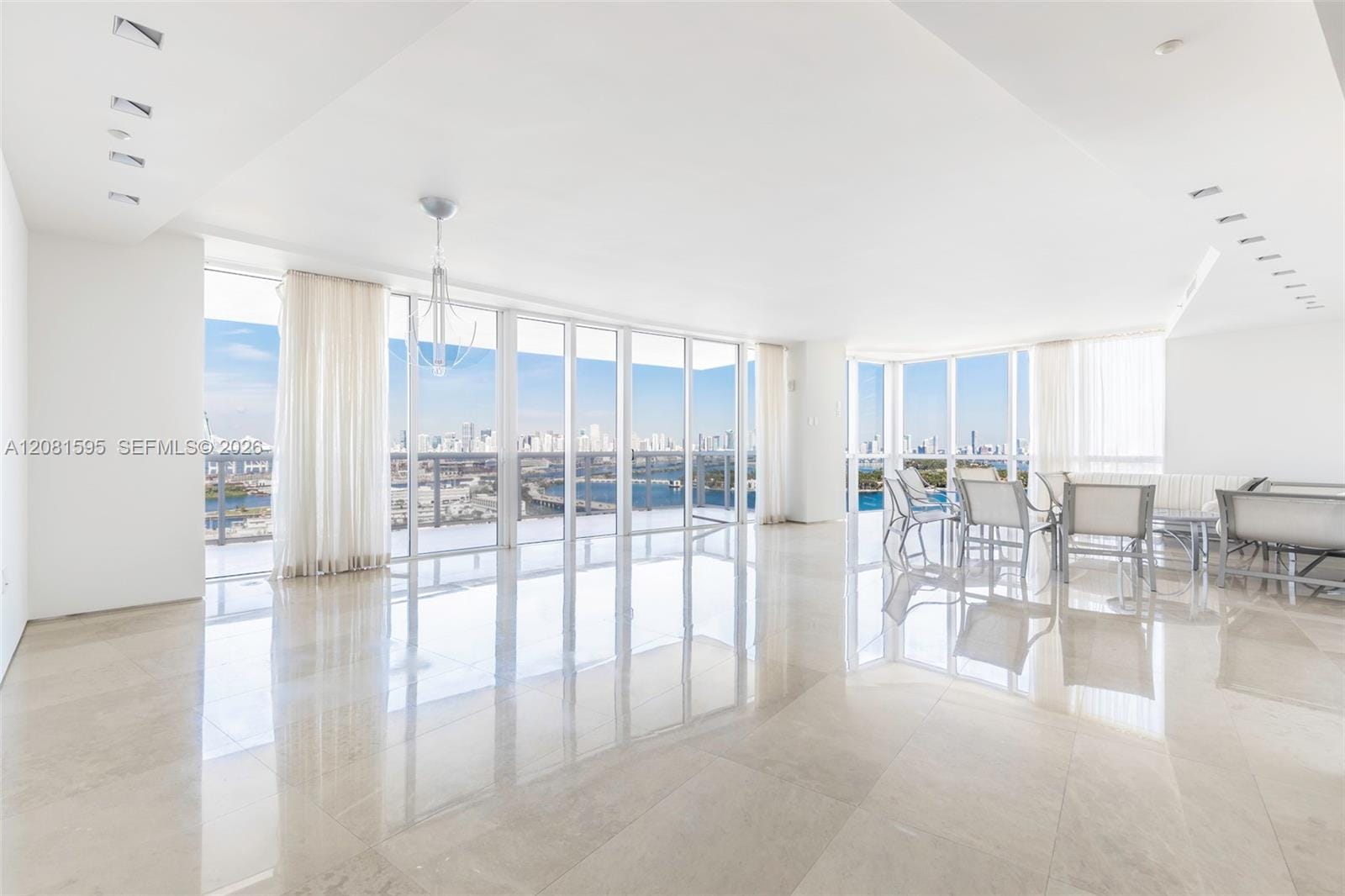 400 Alton Road 2101, Miami Beach, FL 33139 photo 2