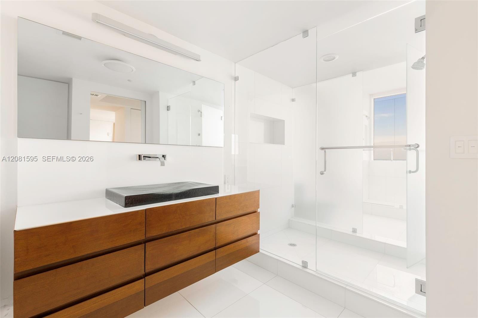 400 Alton Road 2101, Miami Beach, FL 33139 photo 17