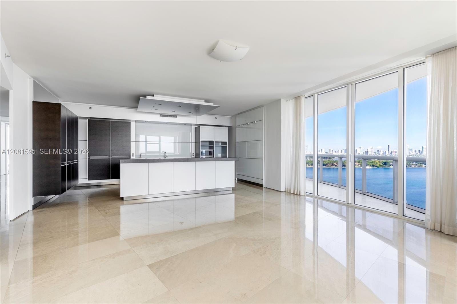 400 Alton Road 2101, Miami Beach, FL 33139 photo 3
