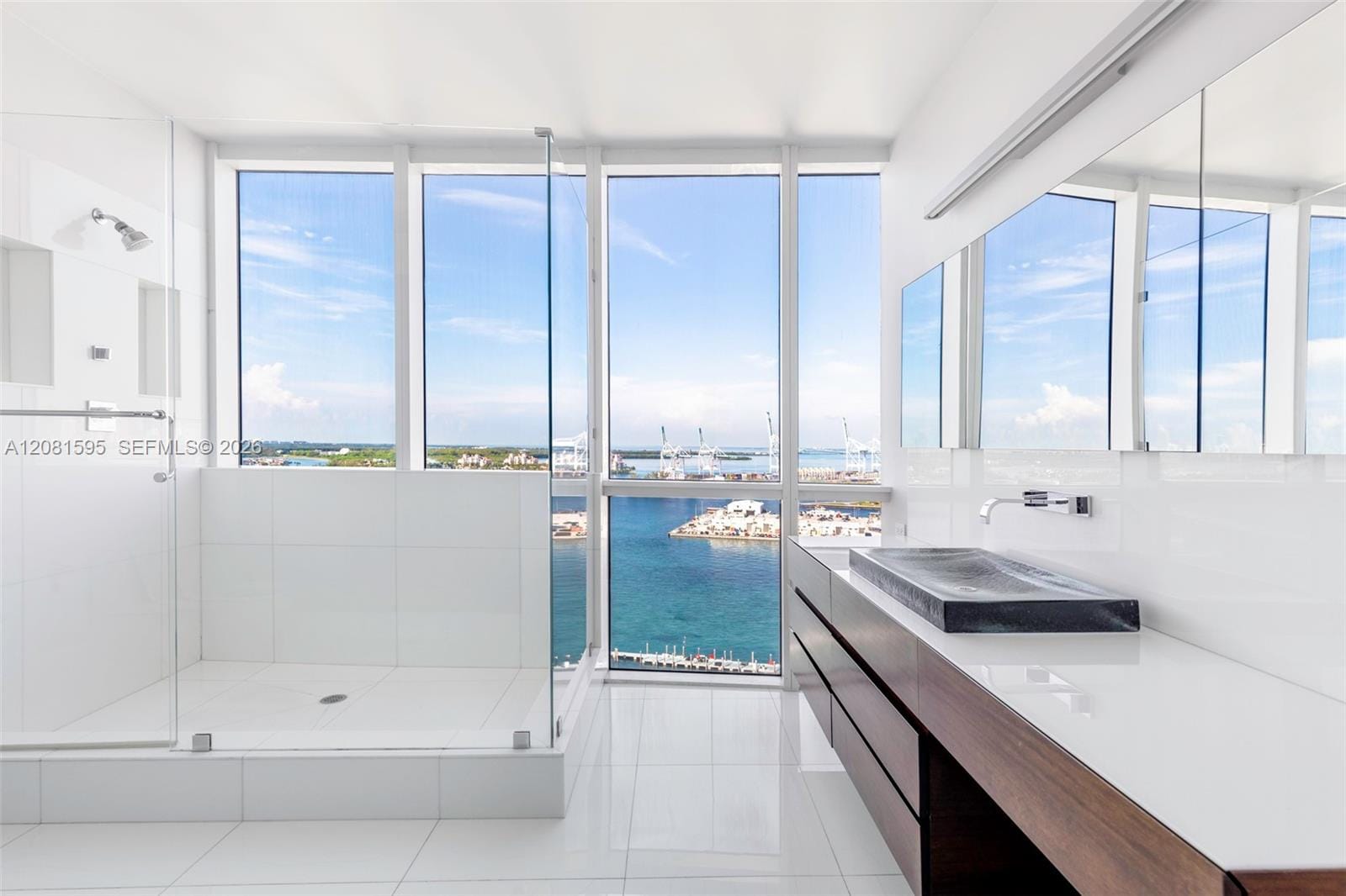 400 Alton Road 2101, Miami Beach, FL 33139 photo 23