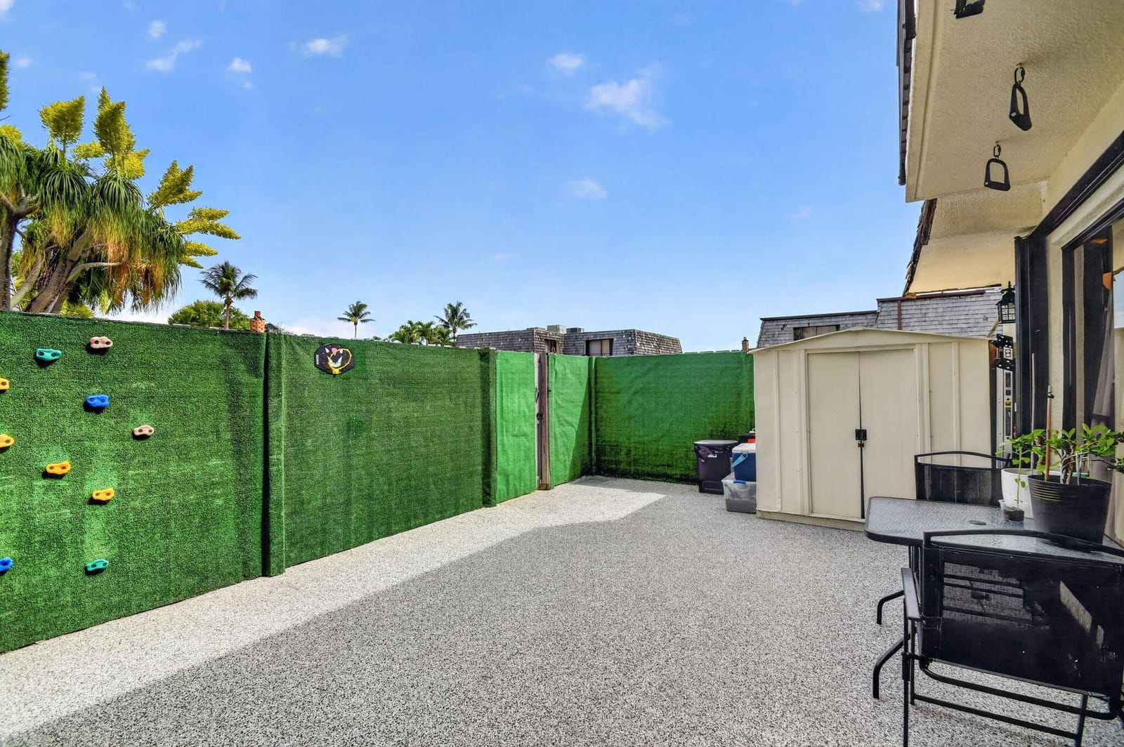 322 Lake Arbor Drive, Palm Springs, FL 33461 photo 4