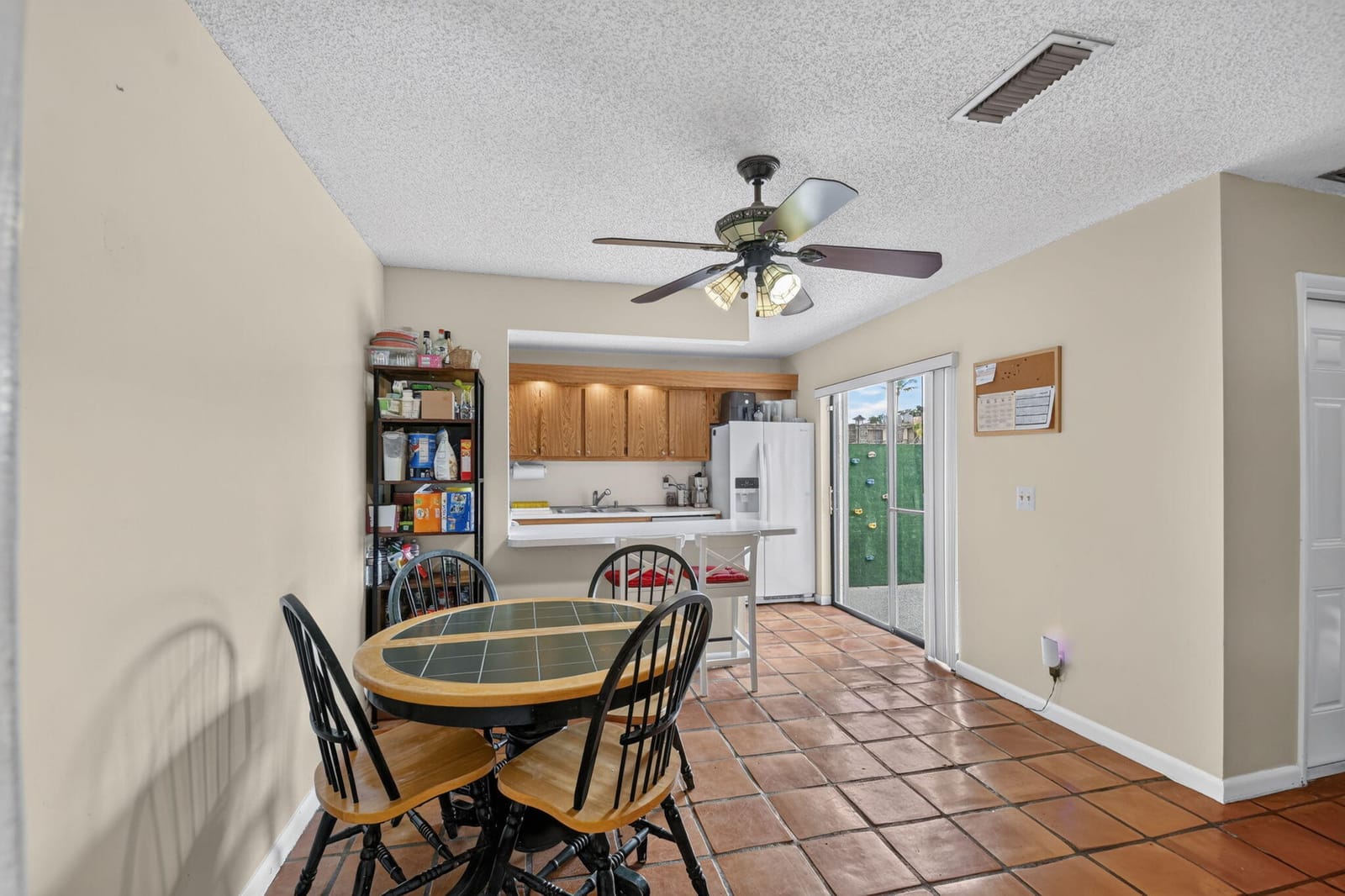 322 Lake Arbor Drive, Palm Springs, FL 33461 photo 8