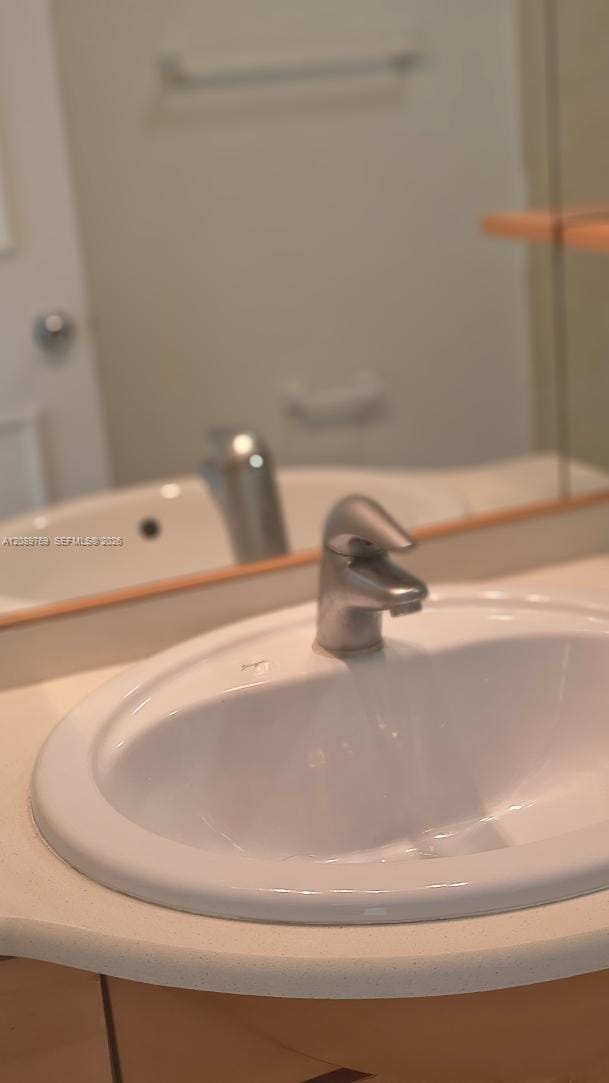 400 Kings Point Drive 921 — photo 4